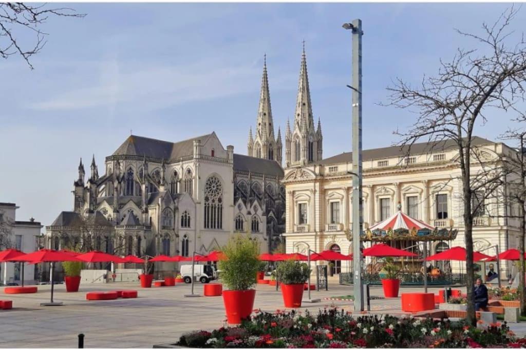 Studio Notre-Dame 3 Coeur De Ville Cholet Exterior foto